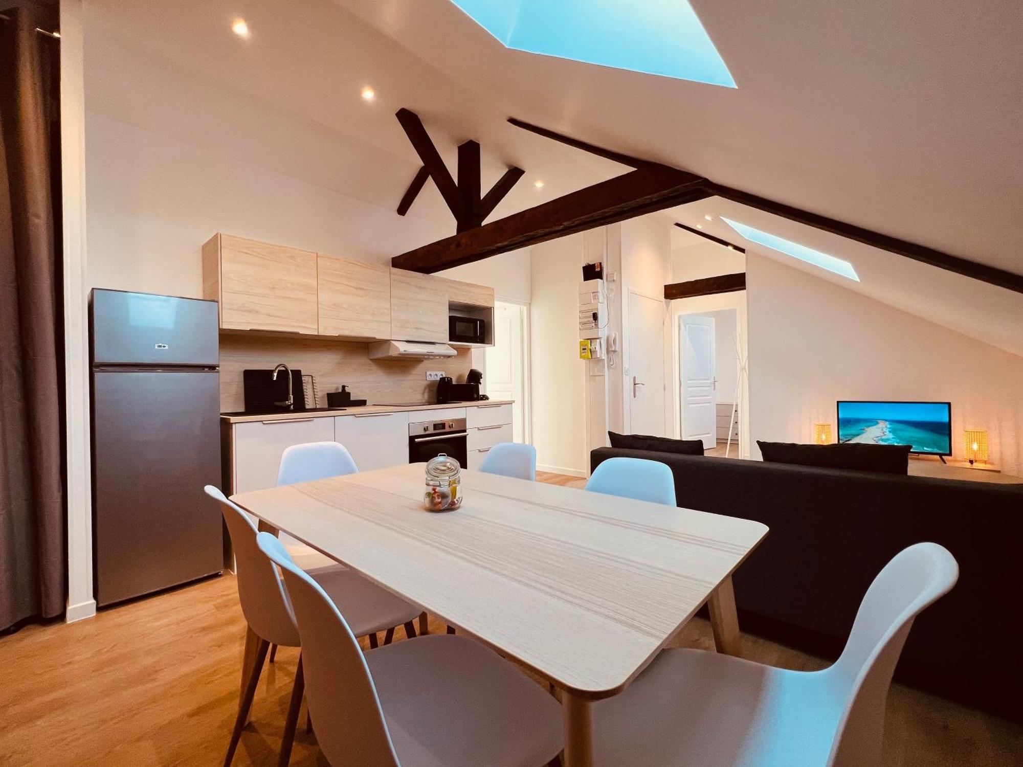 L'Ibiza - Home Homy Montluçon Kültér fotó